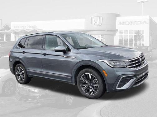 Pure White 2024 Volkswagen Tiguan 2.0T SE 4MOTION