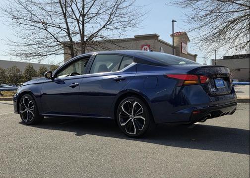2024 Nissan Altima SR FWD