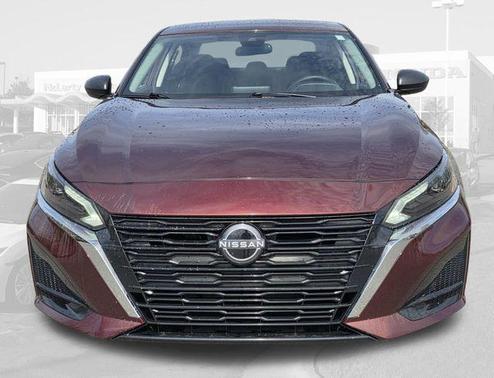 Garnet Pearl Metallic 2025 Nissan Altima 2.5 SV