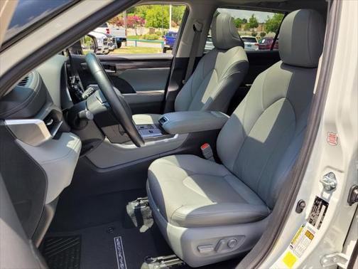 2021 Toyota Highlander Hybrid Limited