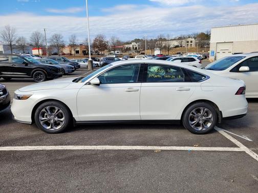 2024 Honda Accord EX 1.5T