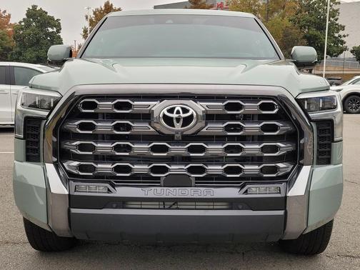 2024 Toyota Tundra Platinum