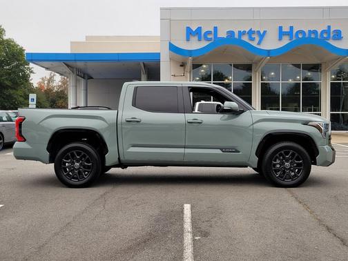 2024 Toyota Tundra Platinum