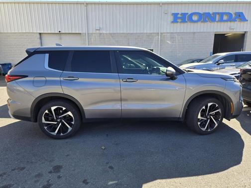 2023 Mitsubishi Outlander SE 2.5 2WD