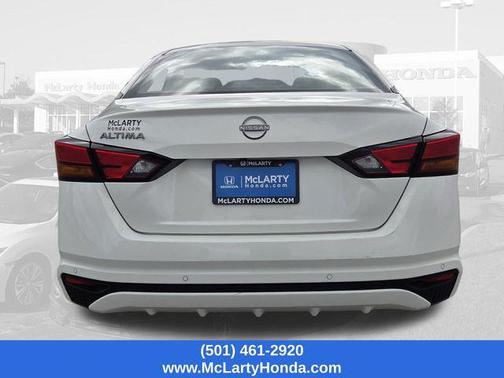 Glacier White 2024 Nissan Altima S FWD