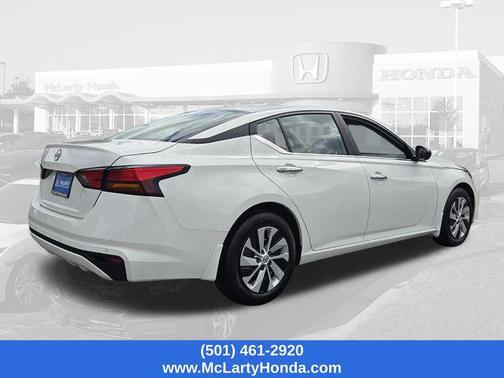 Glacier White 2024 Nissan Altima S FWD