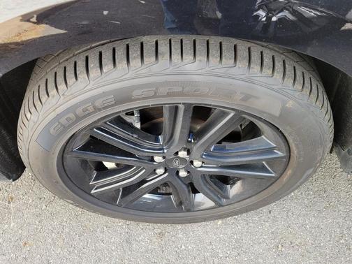 2021 Ford Edge ST Line