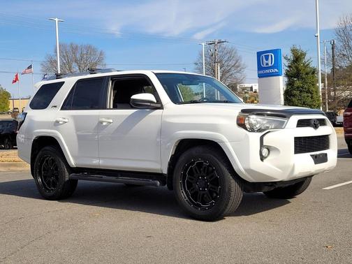2018 Toyota 4Runner SR5