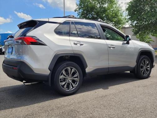 2024 Toyota RAV4 Hybrid XLE Premium