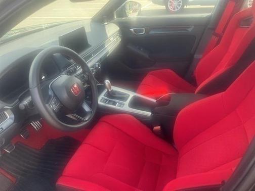 2024 Honda Civic Type R Base