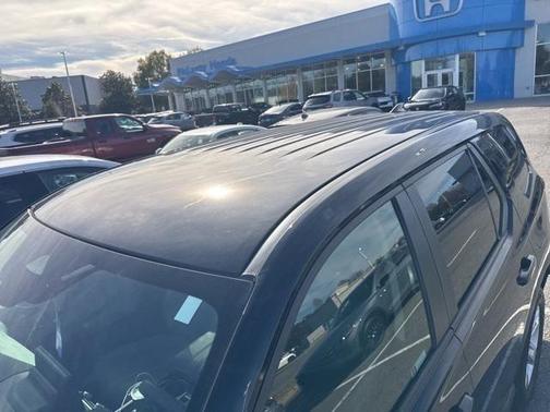 2023 Honda Pilot 2WD LX