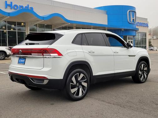 2024 Volkswagen Atlas Cross Sport 2.0T SE w/Technology