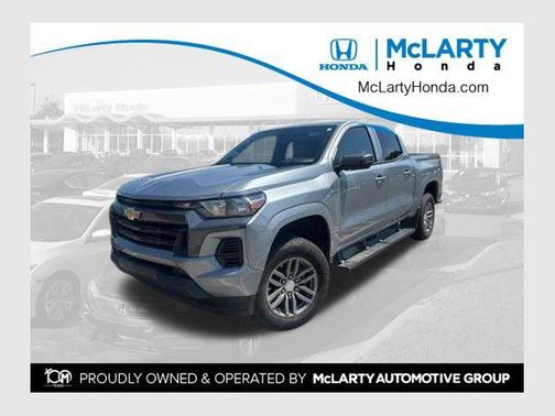 Sterling Gray Metallic 2025 Chevrolet Colorado LT