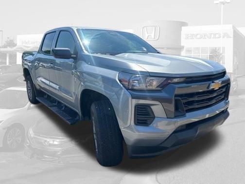Sterling Gray Metallic 2025 Chevrolet Colorado LT