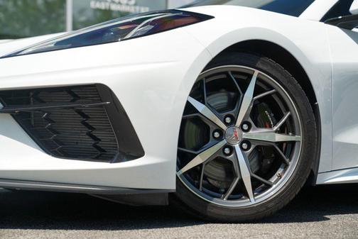 Arctic White 2022 Chevrolet Corvette Stingray w/2LT
