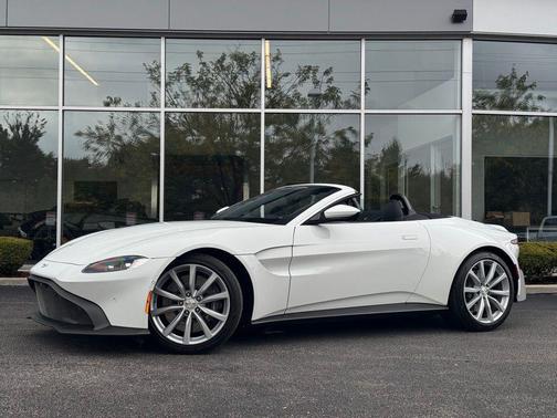 2023 Aston Martin Vantage Roadster