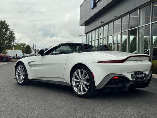 2023 Aston Martin Vantage Roadster