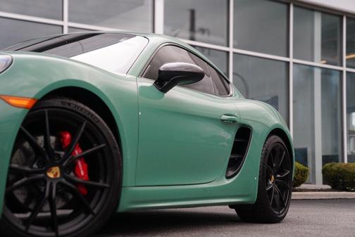 Vanadium Grey Metallic 2025 Porsche 718 Cayman S