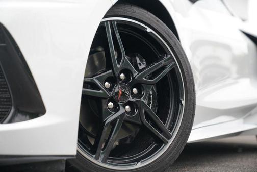 Arctic White 2022 Chevrolet Corvette Stingray w/2LT
