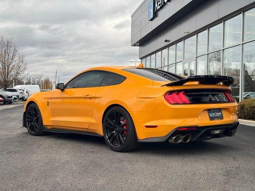 2022 Ford Shelby GT500 Base