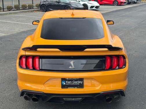 2022 Ford Shelby GT500 Base