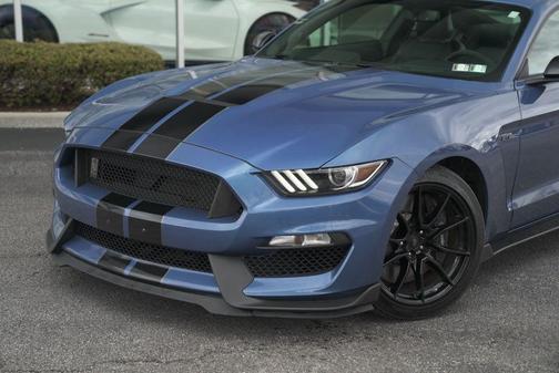 2020 Ford Shelby GT350 Base
