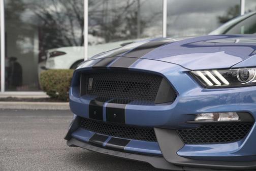 2020 Ford Shelby GT350 Base
