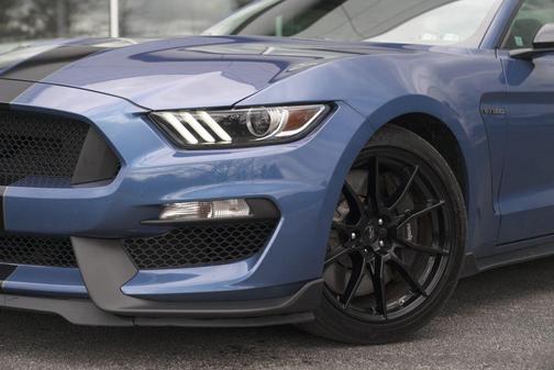 2020 Ford Shelby GT350 Base