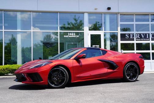 Red Mist Metallic Tintcoat 2022 Chevrolet Corvette Stingray w/2LT