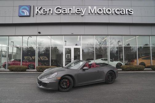 2016 Porsche 911 Carrera 4 GTS
