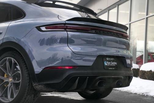 2024 Porsche Cayenne Turbo GT
