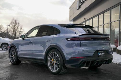 2024 Porsche Cayenne Turbo GT