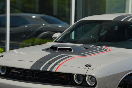 Destroyer Gray Clearcoat 2023 Dodge Challenger R/T Scat Pack