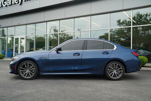 Phytonic Blue Metallic 2021 BMW 330e xDrive