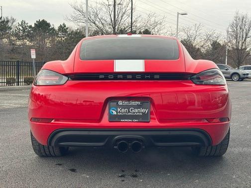 2021 Porsche 718 Cayman T