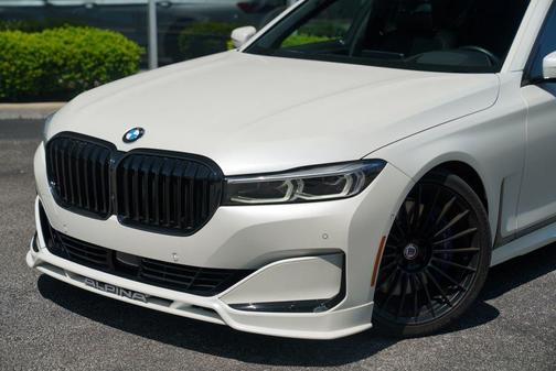 Alpine White 2022 BMW ALPINA B7 xDrive