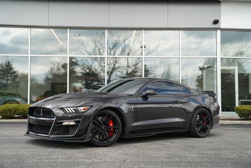 2022 Ford Shelby GT500 Base