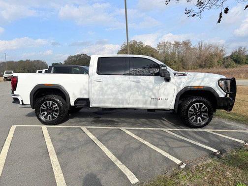 2023 GMC Sierra 2500 AT4
