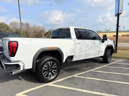 2023 GMC Sierra 2500 AT4