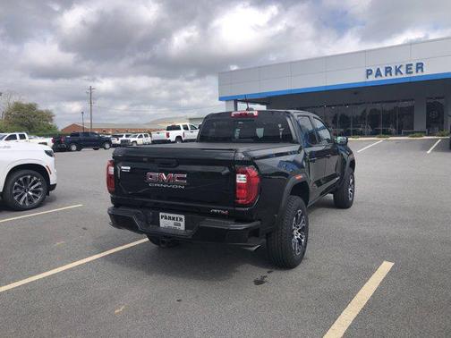 2024 GMC Canyon Base