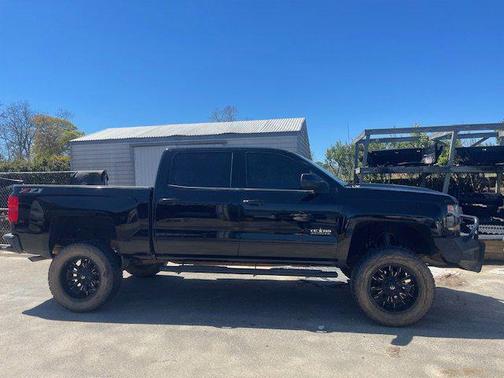 2018 Chevrolet Silverado 1500 2LT