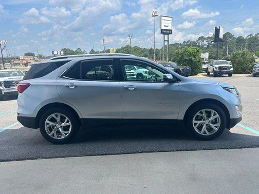 Silver Ice Metallic 2018 Chevrolet Equinox Premier