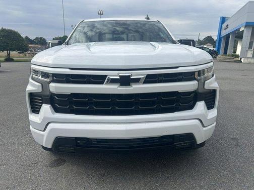 Summit White 2022 Chevrolet Silverado 1500 RST