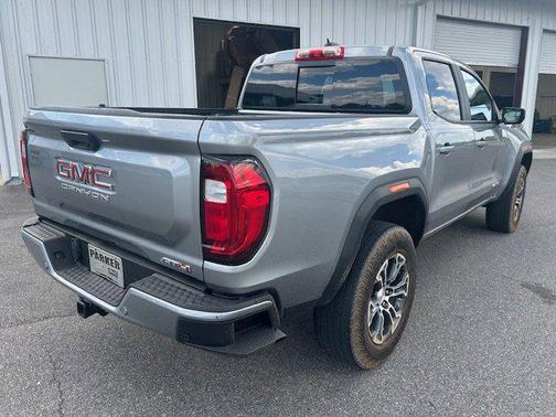 Sterling Metallic 2024 GMC Canyon AT4