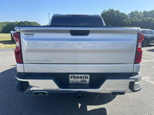 Silver Ice Metallic 2021 Chevrolet Silverado 1500 LT