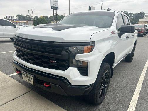 Summit White 2024 Chevrolet Silverado 1500 Custom Trail Boss