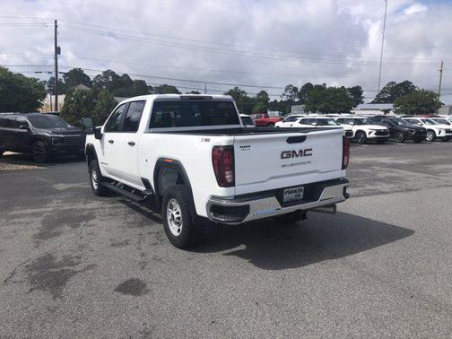 2023 GMC Sierra 2500 Base