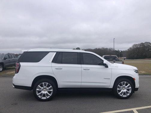 2023 Chevrolet Tahoe 2WD High Country