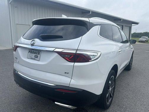 White Frost Tricoat 2022 Buick Enclave FWD Essence
