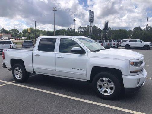 2018 Chevrolet Silverado 1500 2LT